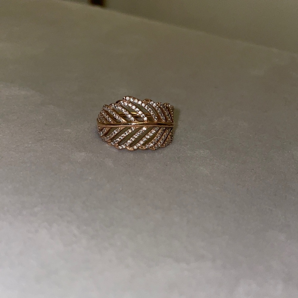 Pandora “Light as Feather” Ring (Rose Gold Plated)